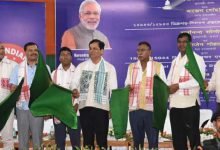 Assam: Sonowal flagged off Dibrugarh - Silchar new express train