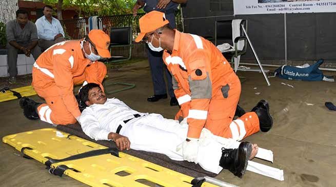 Assam: NDRF conducts drill to create awareness