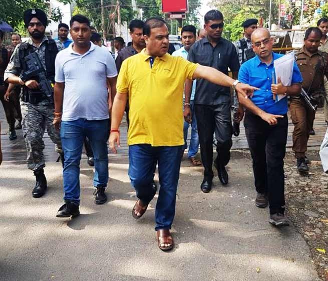Assam: Himanta inspects the road condition in Guwahati city