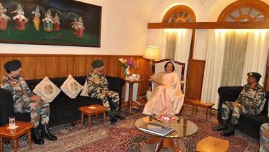 Manipur: Eastern Army Commander calls on the Governor and chief minister 
