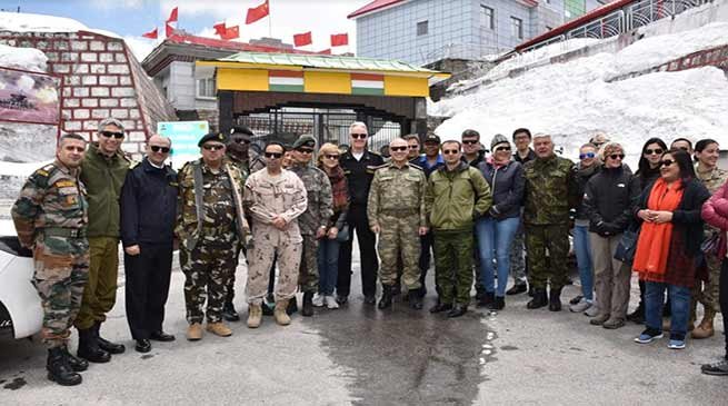 Sikkim: defence attachés visit Nathu La