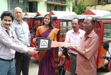 Assam: Amar Dukan on Wheels distributed in Hailakandi