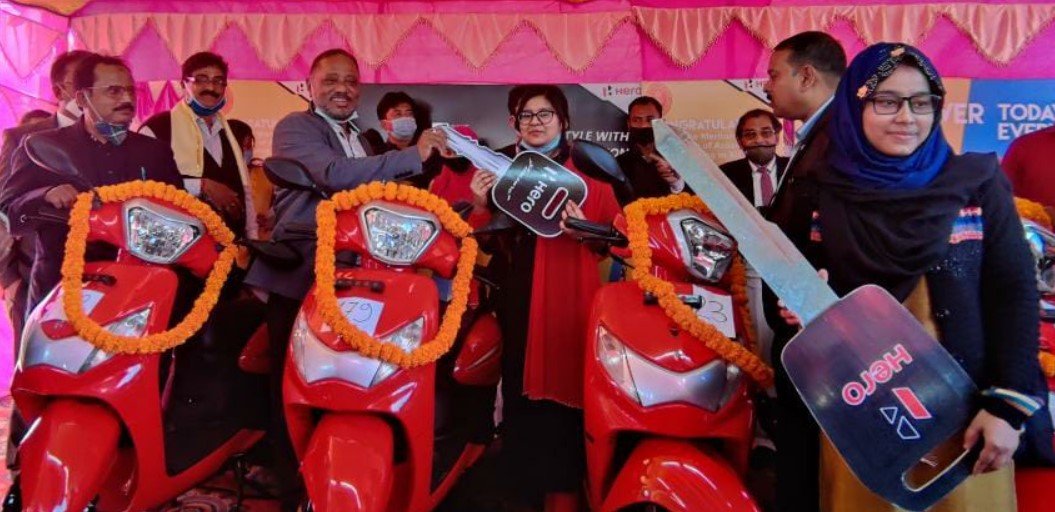 Assam: Scooty to girl students distributed in Hailakandi