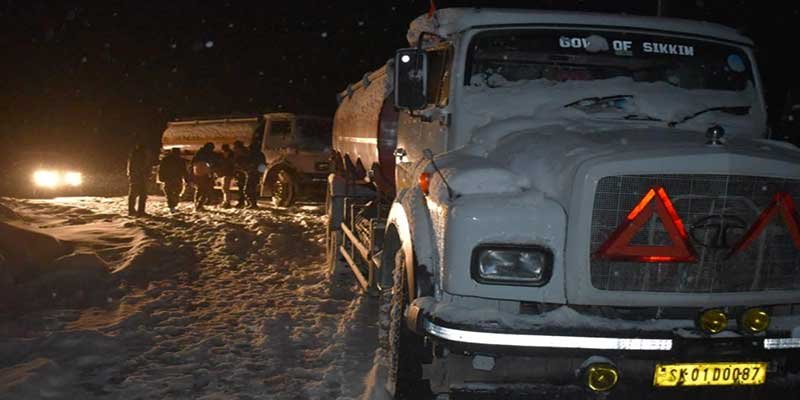 Sikkim: Indian Army evacuates truck drivers stranded in snow