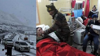 Sikkim: Indian Army rescues tourists at nathu la