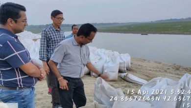Assam:  DDC inspects anti erosion work at Kalinagar in Hailakandi