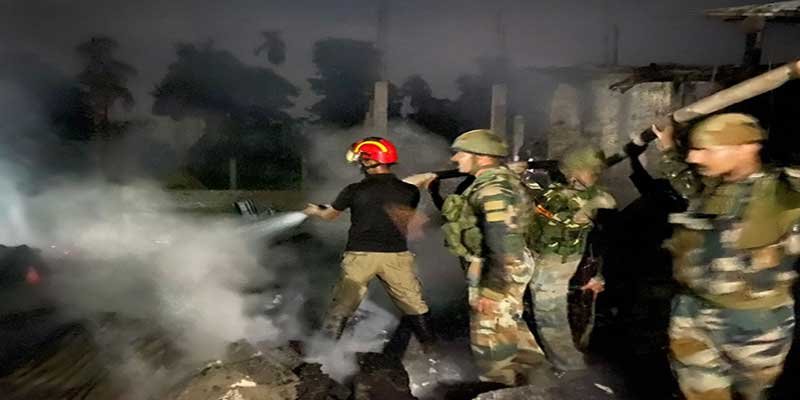 Assam: Army helps douse major fire in Jagun