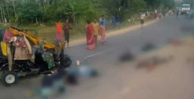 Assam: 9 People Returning from Chhath Puja Killed After Their Autorickshaw Rams Into Speeding Truck In Karimganj