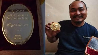 Assam Artist Bikarn Narzary receives Award for Print Making