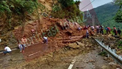 Assam: Massive land slide on Shillong-Silchar NH-44