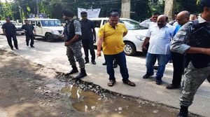 Assam: Himanta inspects the road condition in Guwahati city