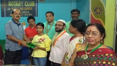 Assam: Rotary Club felicitates North East quiz champion Swarupa Das