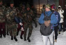Sikkim:  Indian Army rescues 2,500 tourist stuck due to heavy snowfall near Nathula