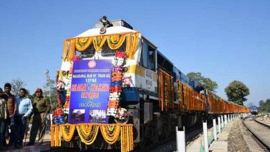 Assam:  Silghat - Kolkata new express train flagged off