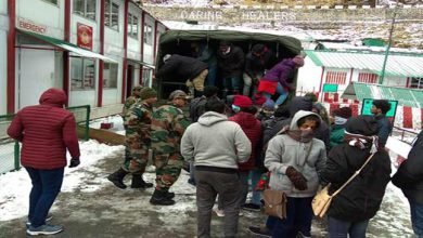Sikkim: Army evacuates  stranded tourist from Changgu