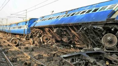 Bihar: 9 coaches of Seemanchal Exp derails, 9 killed- LIVE UPDATE