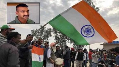 IAF Wing Commander Abhinandan returns live