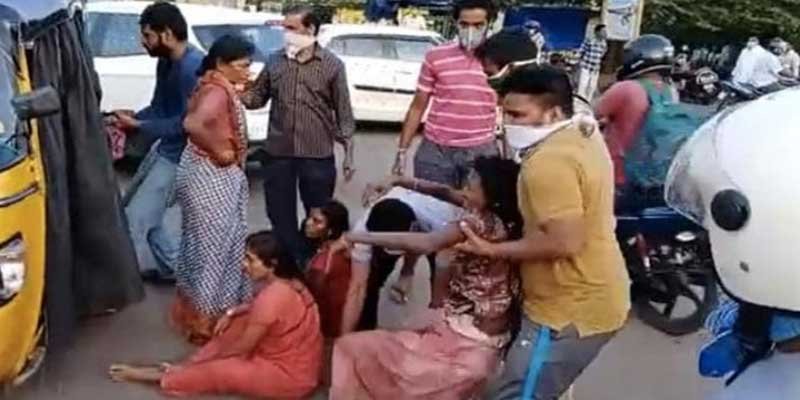 Gas Leak At Andhra Chemical Plant:  8 Dead, 200 admitted to  Hospitalised