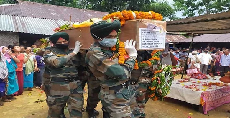 Tripura CM pays homage to braveheart Bijoy Debbarma