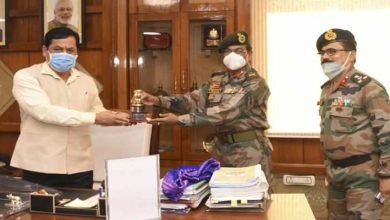 Assam: Maj Gen Ananta Bhuyan meet CM Sarbananda Sonowal