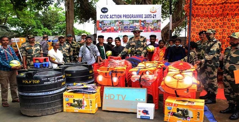 Meghalaya: BSF distributes Solar light, Spray Pump etc to the villagers residing along Indo-Bangaldesh Border