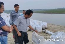 Assam:  DDC inspects anti erosion work at Kalinagar in Hailakandi