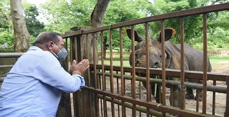 Minister Suklabaidya visits Assam State Zoo to take stock of health conditions of zoo keepers, animals