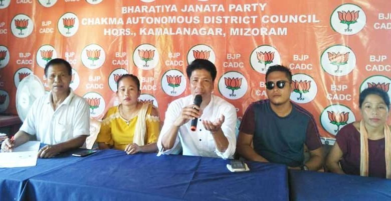 Mizoram: BJP Yuva Morcha lambasted the MNF EC of CADC over the ongoing political crisis in the council