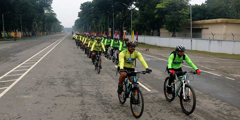 Indo-Bangladesh Cycling Expedition to commemorate Swarnim Vijay Varsh