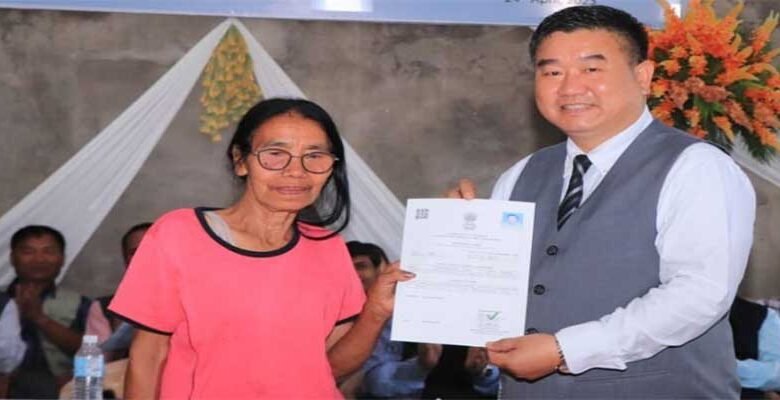 Mizoram: Property Cards Distributed Among 420 Villagers