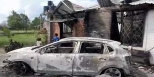 𝗠𝗔𝗡𝗜𝗣𝗨𝗥 : Miscreants torch house of KNO Spokesperson Seilen Haokip