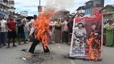 Manipur: people Protest against Mizoram CM Zoramthanga in Imphal