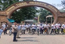 Assam: Cyclists cover 160 km from Kaziranga to Orang on conservation outreach