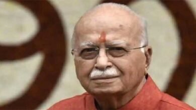Veteran BJP leader Lal Krishna Advani discharged from AIIMS