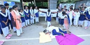 Assam: Aaranyak and Rani High School holds street play on International Vulture Awareness Day