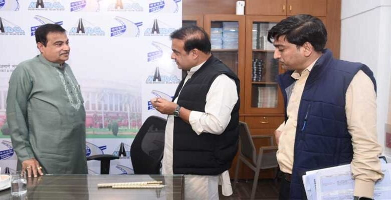 Assam CM meets Union Minister for Road Transport & Highways; reviews Guwahati Ring Road, NH projects