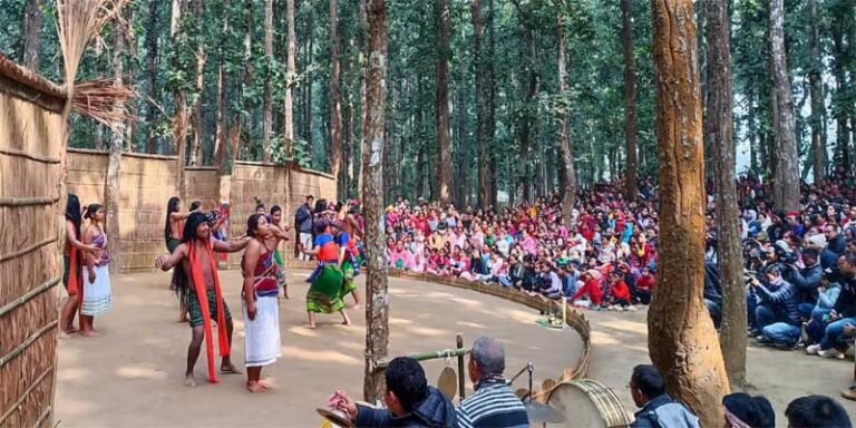 Assam: Badungduppa Kalakendra’s Theater Festival ‘Under the Sal Tree ...