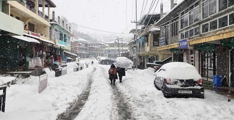 Arunachal: Tawang under thick blanket of snow