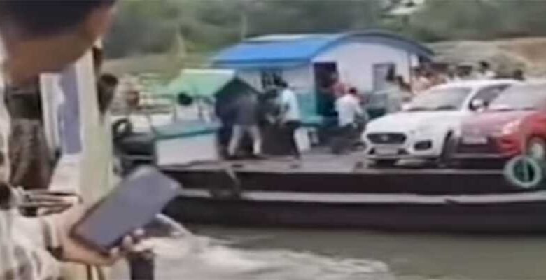 Assam: Ferry Collision at Aphalamukh Ghat, Majuli Sparks Panic but No Casualties Reported