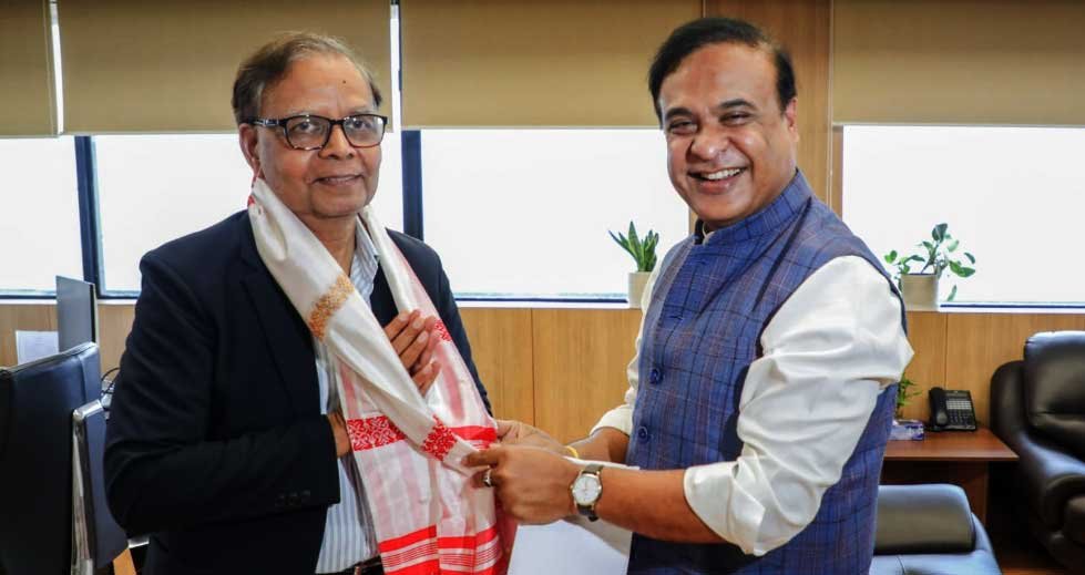 Assam CM Dr. Himanta Biswa Sarma Meets Chairman of 16th Finance Commission to Discuss Devolution of Funds