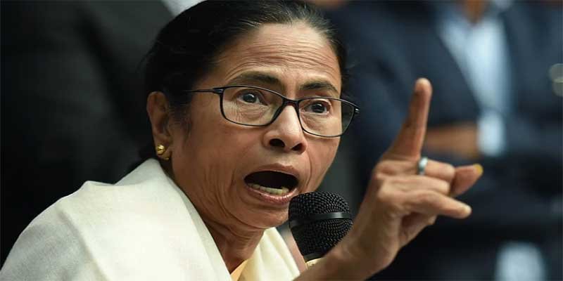 Mamata Banerjee Accuses Assam Government of Harassing Bengal Resident with NRC Notice