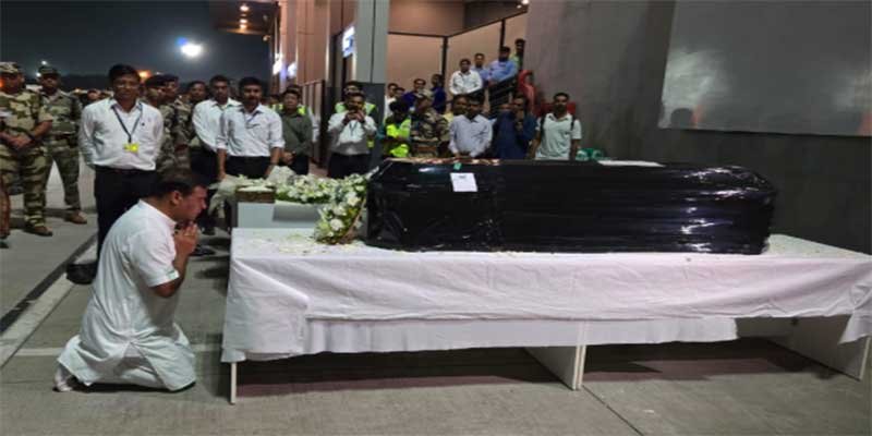 Assam CM receives mortal remains of iconic singer Zubeen Garg at IGI Airport in Delhi