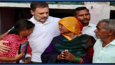 Rahul Gandhi Meets Grieving Family of Lynched Dalit Youth in Uttar Pradesh, Slams State Government for Oppression