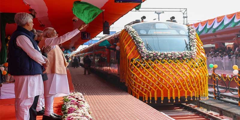 PM Modi Launches ₹3,250 Cr Rail, Road Projects in Malda