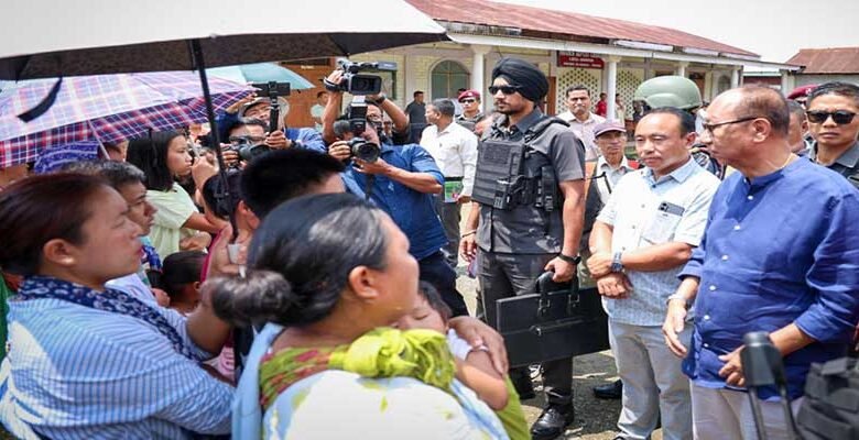 Manipur CM Visits Makhan Naga Village, Reviews Situation of Displaced Families