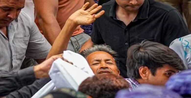 Sonam Wangchuk Forcibly Removed from Jantar Mantar on Day 21 of Hunger Strike, Shifted to Hospital Amid Protests