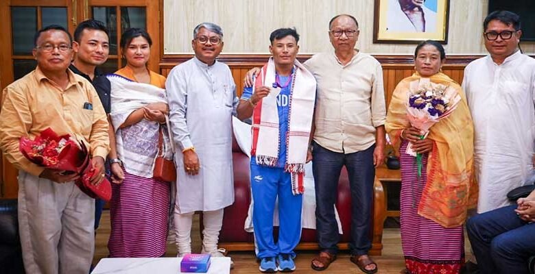 Manipur CM Felicitates Commonwealth Games Silver Medallist Ch. Rishikanta Singh