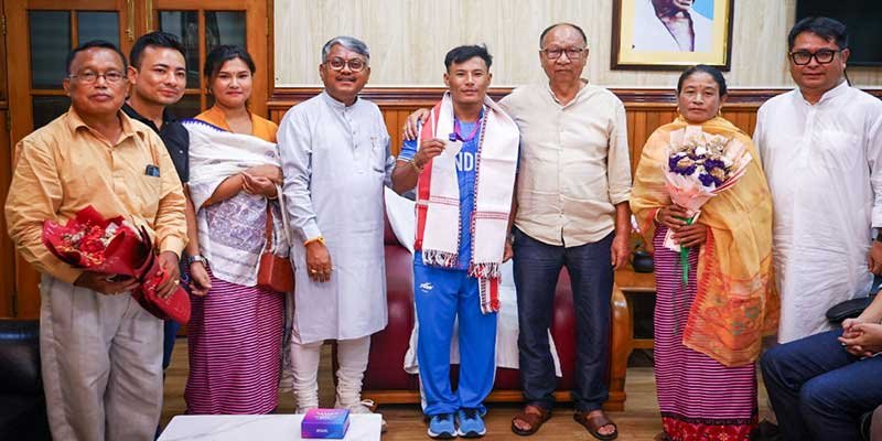 Manipur CM Felicitates Commonwealth Games Silver Medallist Ch. Rishikanta Singh